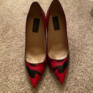 Camp Print Valentino Pumps